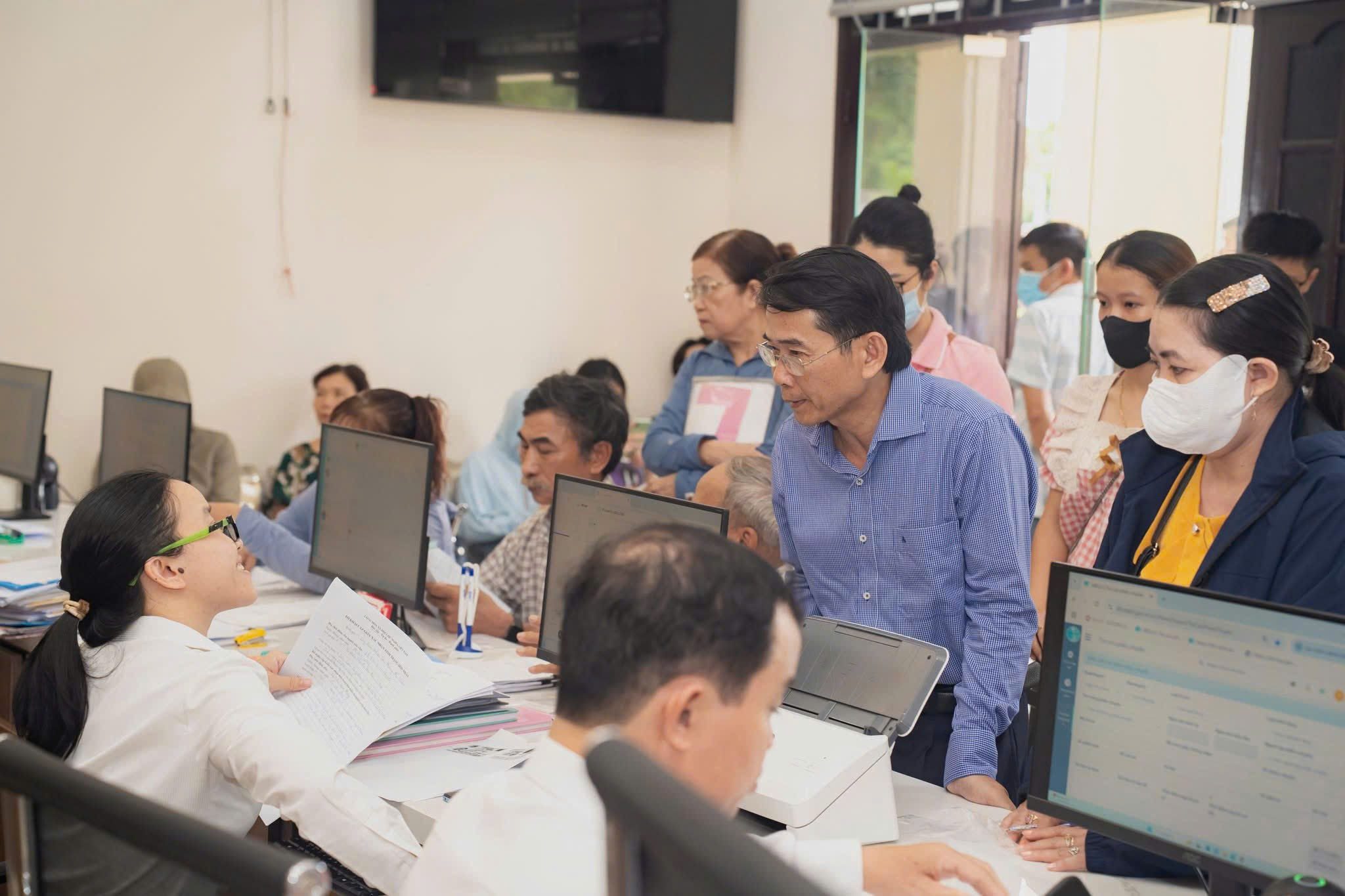 THÀNH PHỐ HUẾ THỰC HIỆN RÀ SOÁT, SẮP XẾP, KIỆN TOÀN VÀ NÂNG CAO NĂNG LỰC ĐỘI NGŨ CÔNG CHỨC TƯ PHÁP TRÊN ĐỊA BÀN
